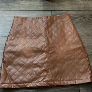 Boutique skirt with rhombus stitching texture, brown, size S.
